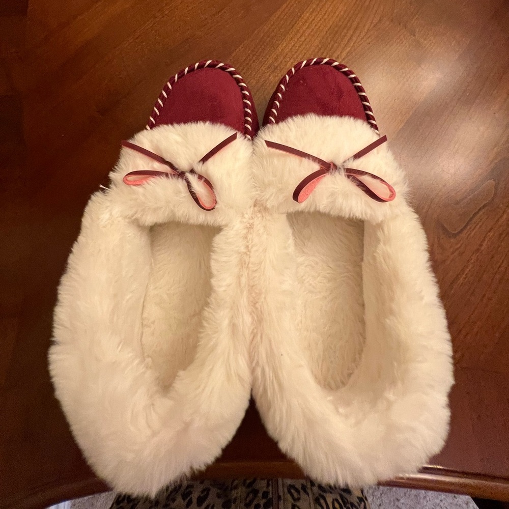 Rubber sole slippers